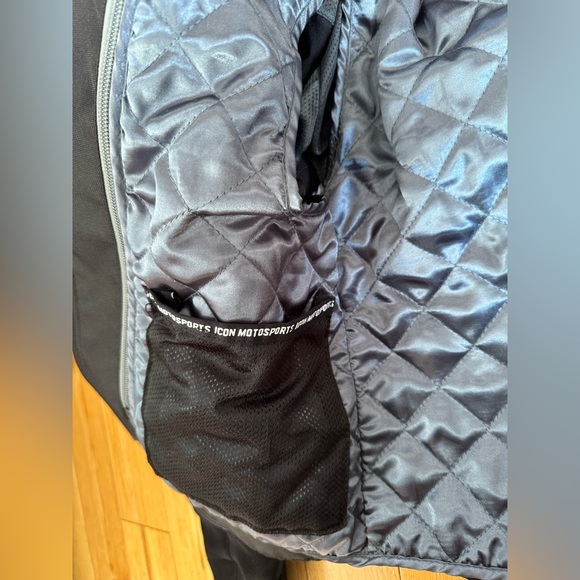 Icon Overlord women’s Motosport riding jacket D30 - Picture 7 of 8